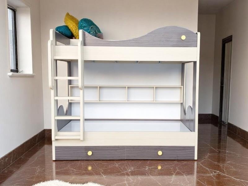 Giường tầng 1m6 x 2m