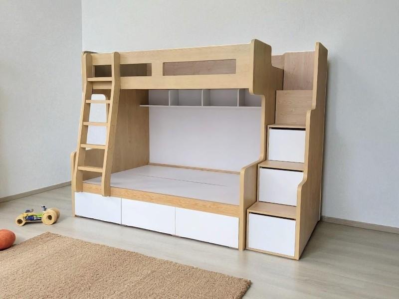 Mẹo dạy bé tự giác dọn dẹp giường tầng của mình